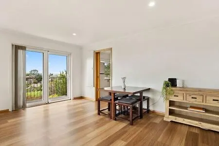 Holiday home Lovely 2 Bed Home With Views Hobart